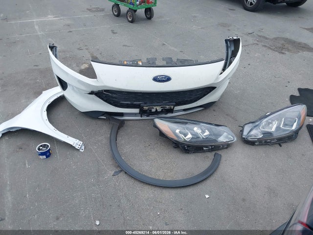 Ford Escape S