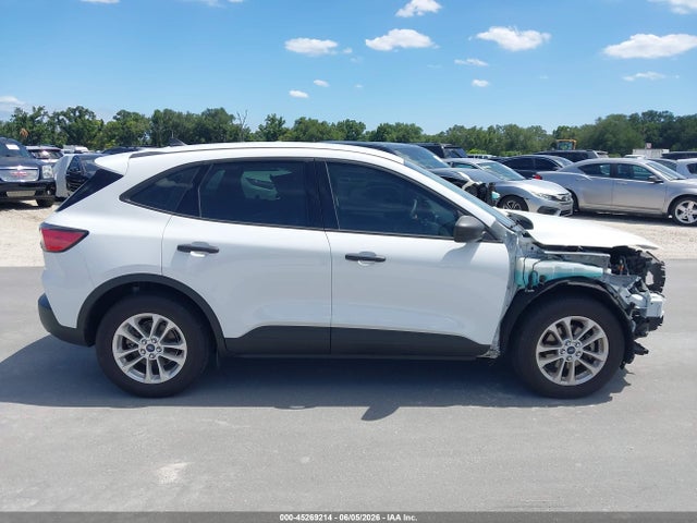 Ford Escape S