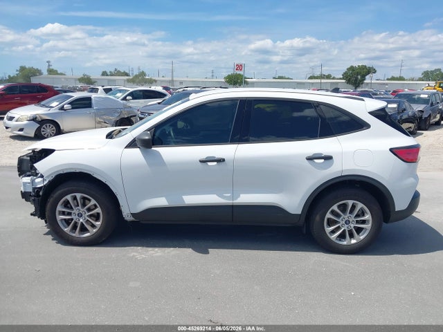 Ford Escape S