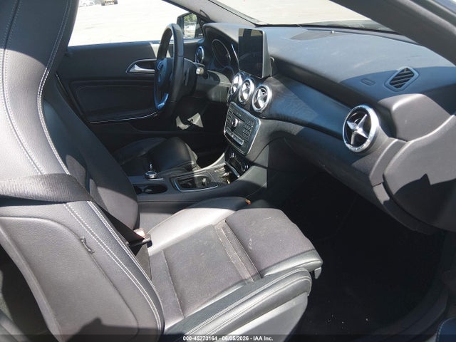 Mercedes-Benz Cla-class 4matic
