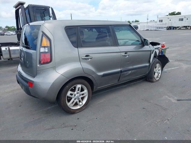 Kia Soul +