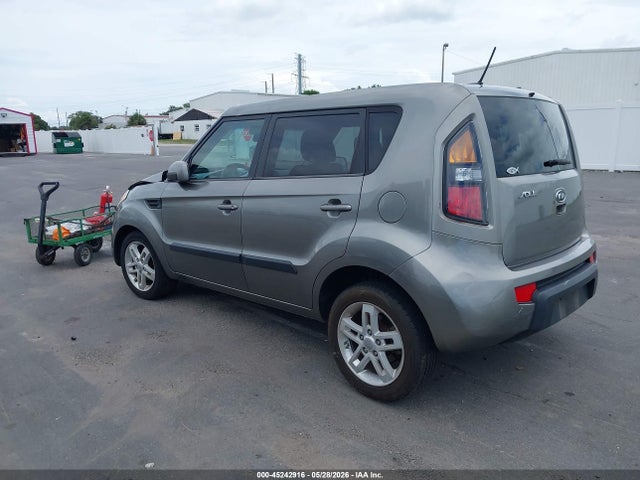 Kia Soul +