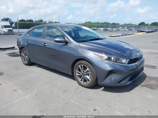 Salvage Kia Forte Image