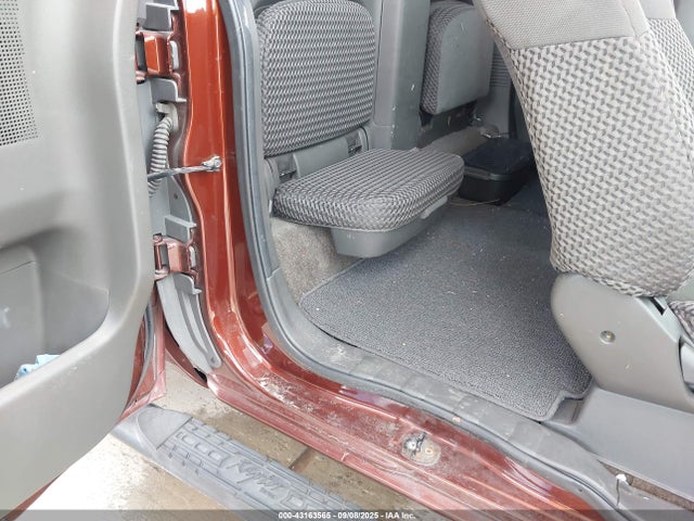 Nissan Frontier Sv