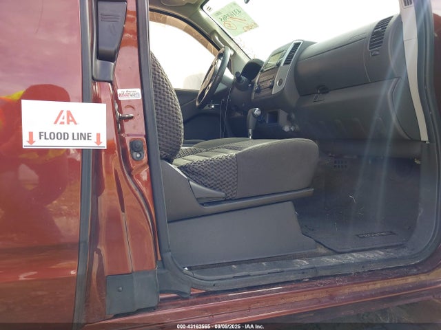 Nissan Frontier Sv