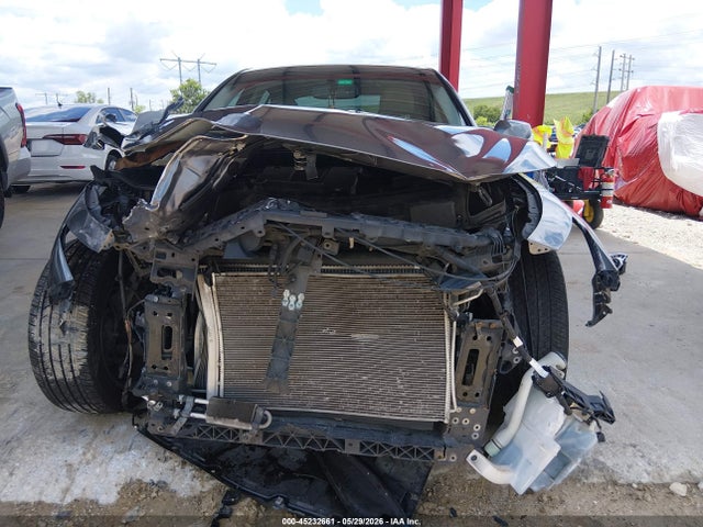INFINITI Q50 Premium