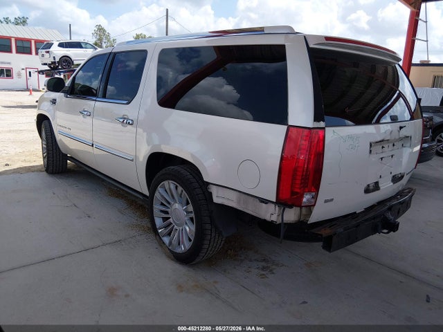 Cadillac Escalade Standard