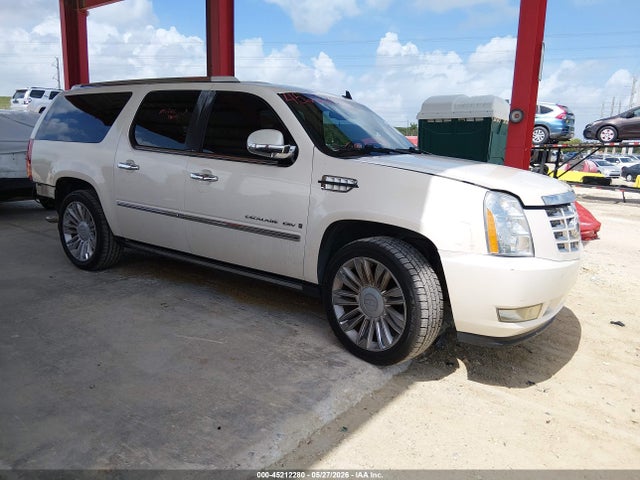 Salvage Cadillac Escalade Image