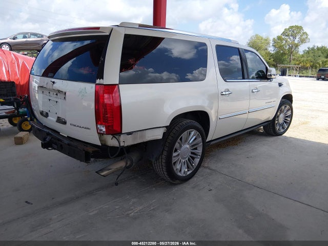 Cadillac Escalade Standard