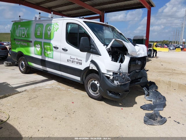 Salvage Ford Transit Image