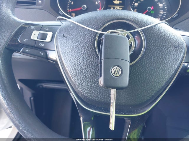 Volkswagen Jetta 2.0l S