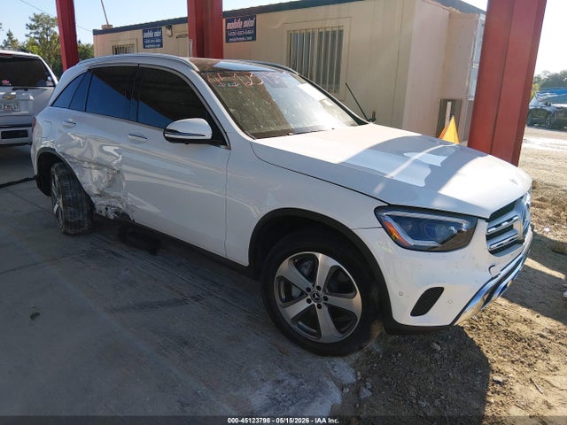 Salvage Mercedes-Benz GLC Image