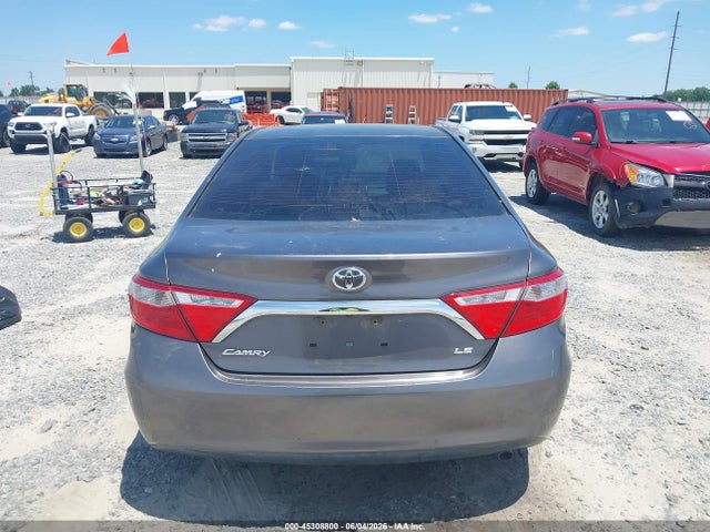 Toyota Camry Le