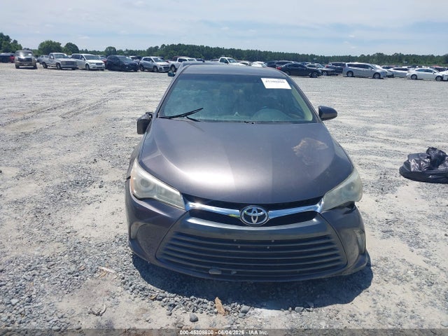 Toyota Camry Le