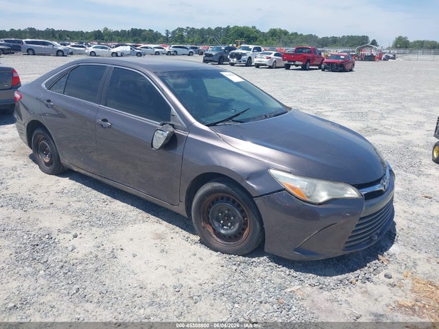 Salvage Toyota Camry Image