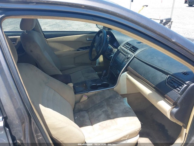 Toyota Camry Le
