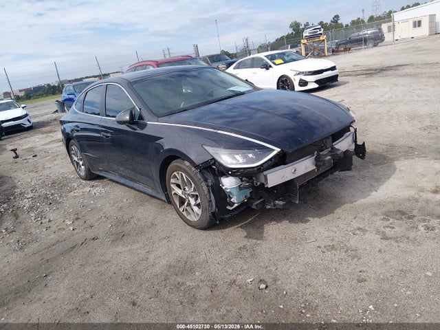 Salvage Hyundai SONATA Image