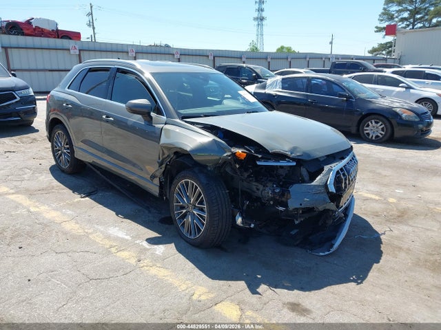 Salvage Audi Q3 Image