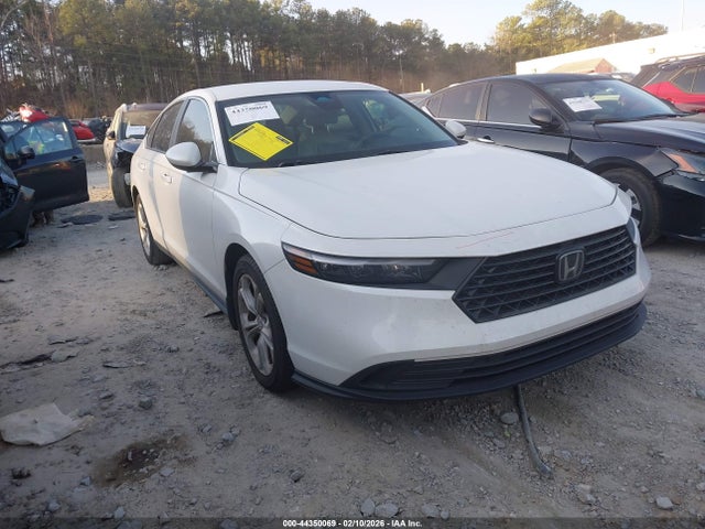Salvage Honda Accord Image