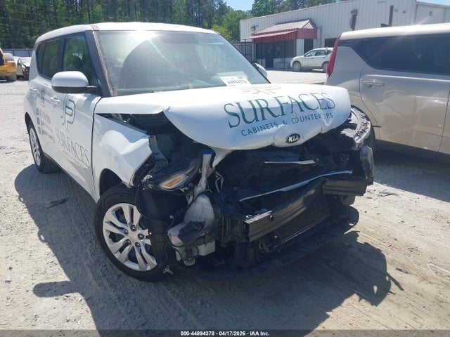 Kia Soul Lx