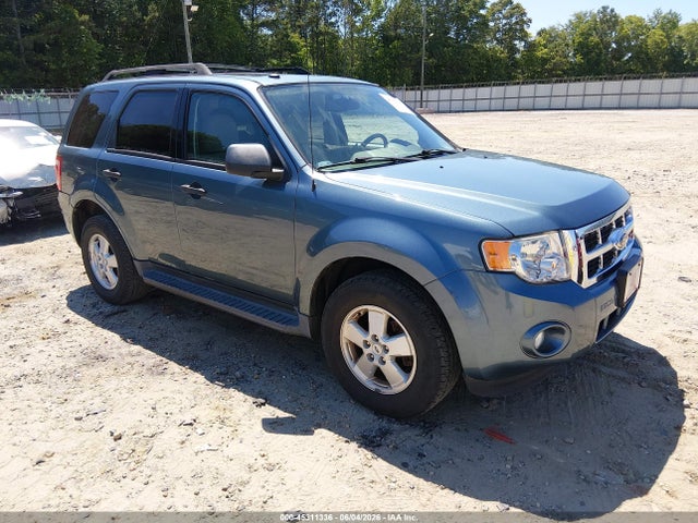 Salvage Ford Escape Image