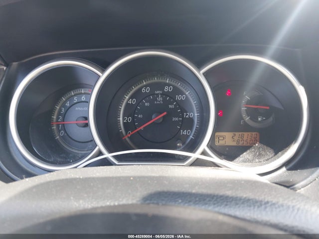 Nissan Versa 1.8s