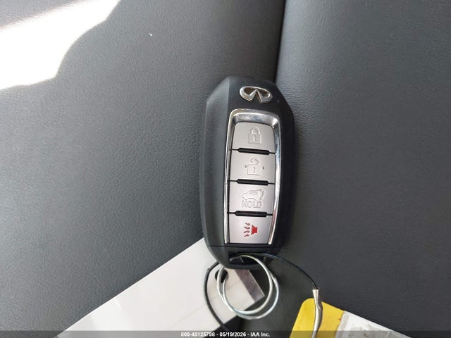 INFINITI Qx Pure
