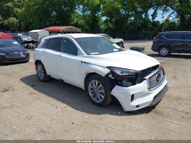 Salvage INFINITI Qx Image