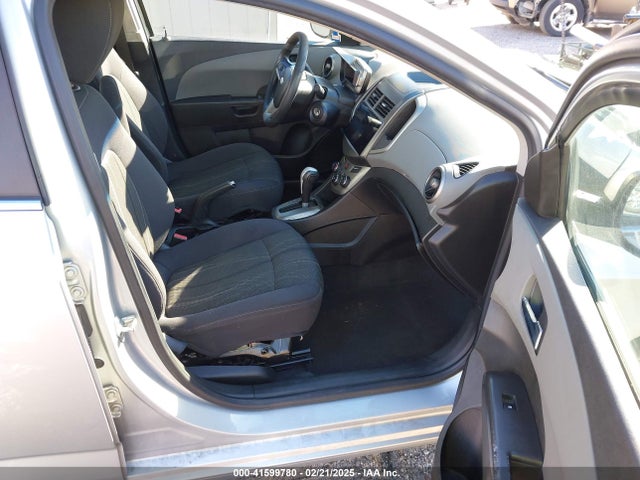 Chevrolet Sonic 2lt