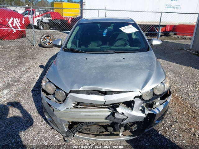 Chevrolet Sonic 2lt