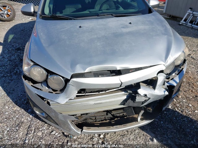 Chevrolet Sonic 2lt