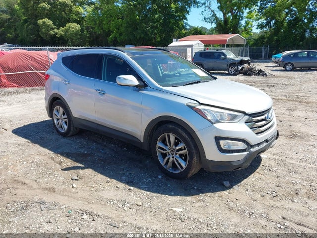 Salvage Hyundai SANTA FE Image