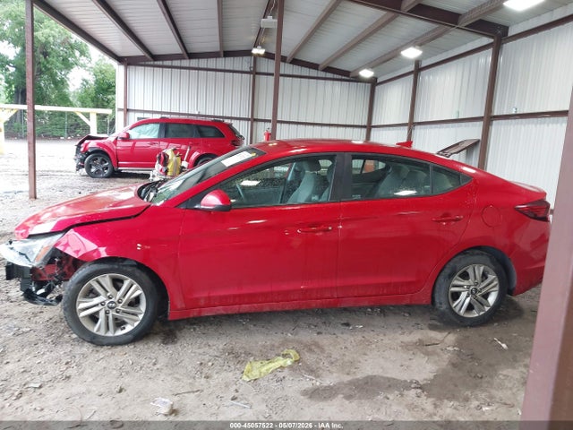 Hyundai ELANTRA Sel