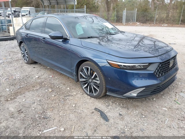 Salvage Honda Accord Image