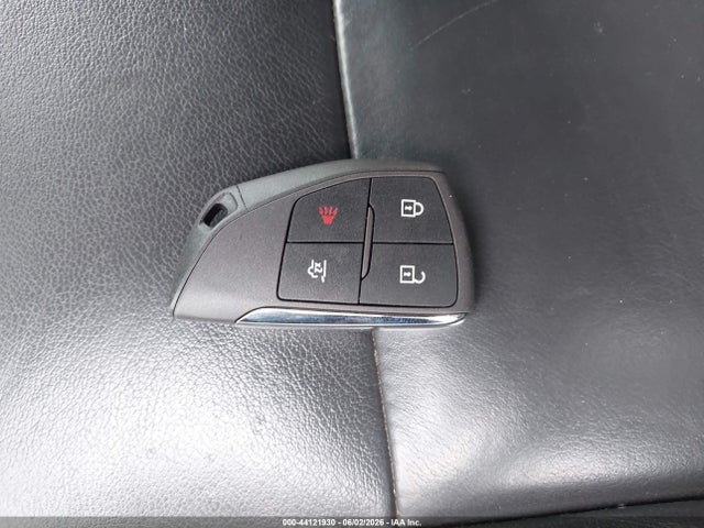 Chevrolet Suburban 2wd Lt