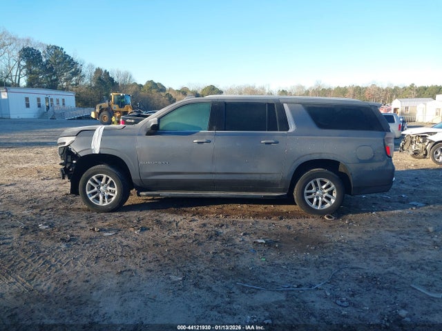 Chevrolet Suburban 2wd Lt
