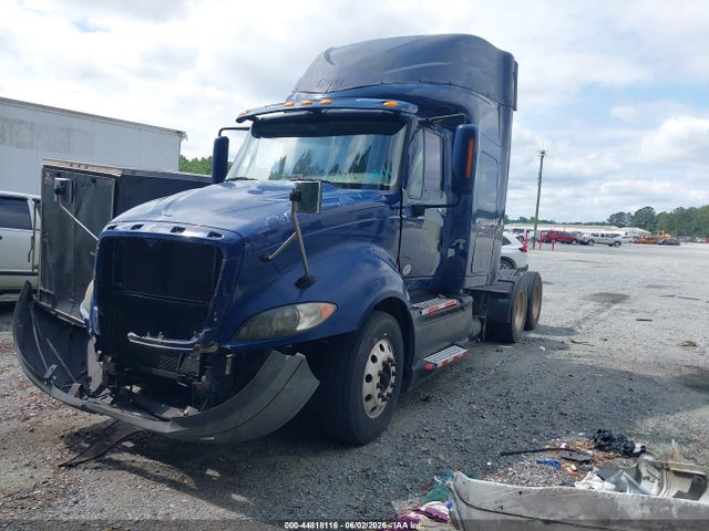 International Prostar Premium