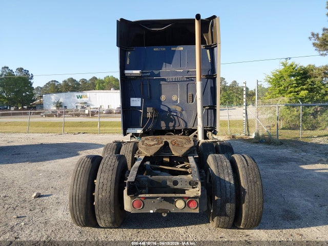 International Prostar Premium