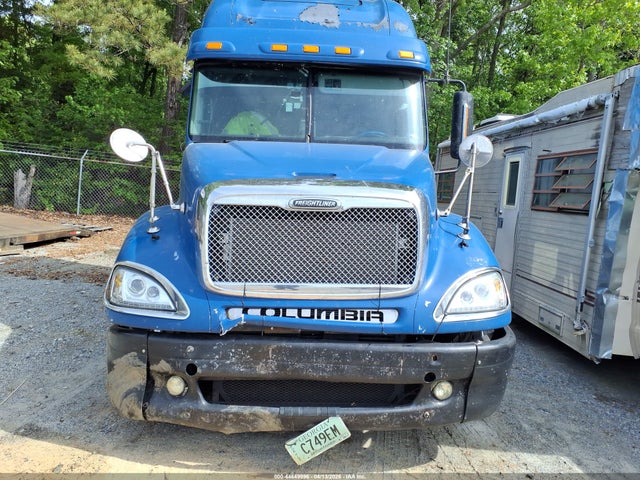 Freightliner Conventional Columbia