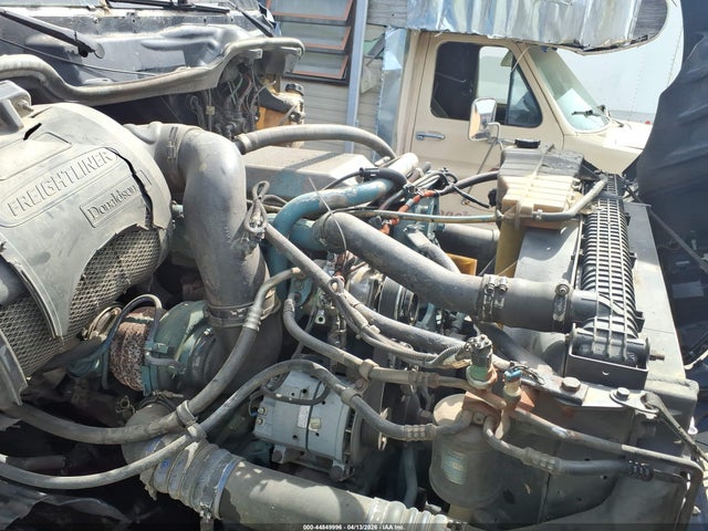 Freightliner Conventional Columbia