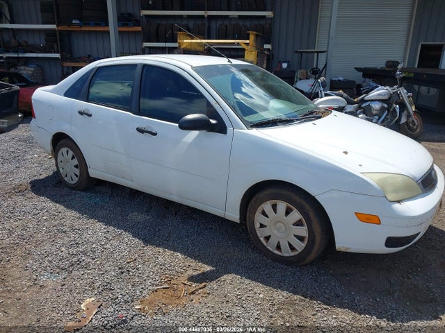 Salvage Ford Focus Image