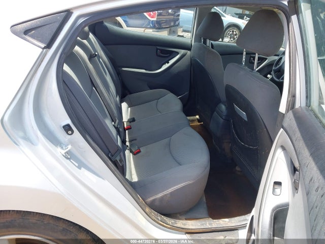 Hyundai ELANTRA Se