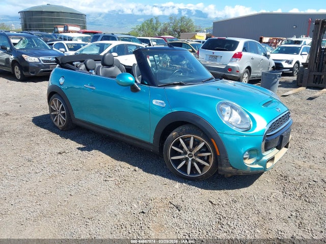 Salvage MINI Convertible Image