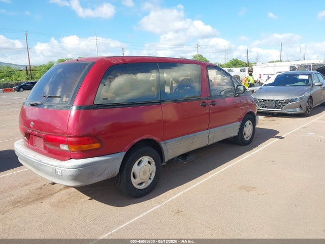 Toyota Previa Le