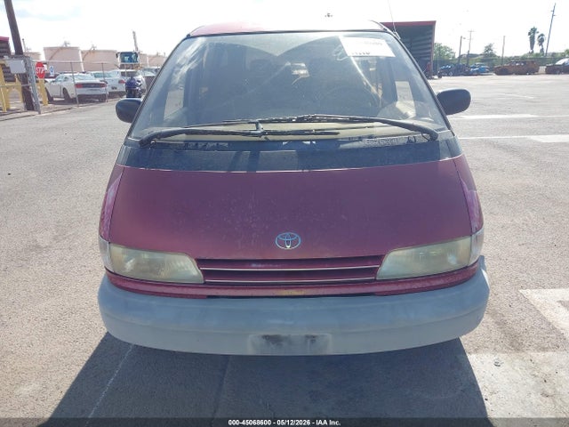Toyota Previa Le