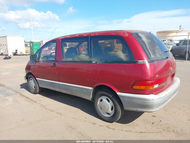 Toyota Previa Le