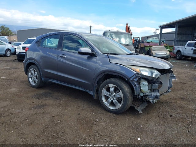 Salvage Honda HR-V Image