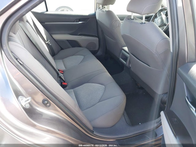 Toyota Camry Le