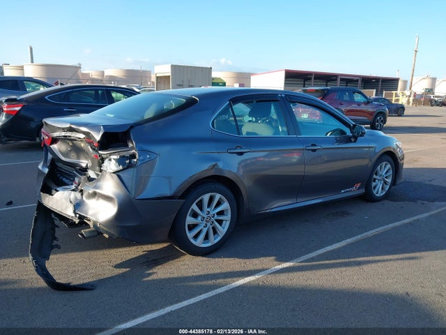 Toyota Camry Le