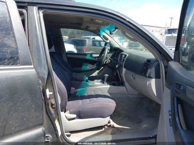 Toyota 4Runner Sr5 V6